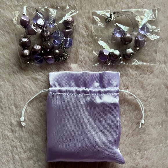 Lilac Beaded Necklace and Bracelet Set - Picture 5 of 5